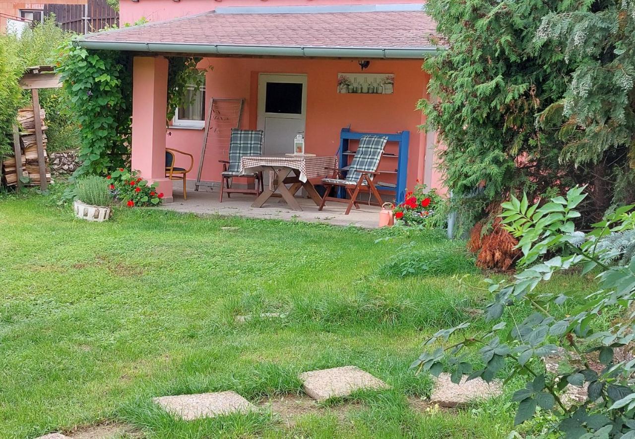 Pavlov24 - Zahradni Domecky Apartment Exterior photo